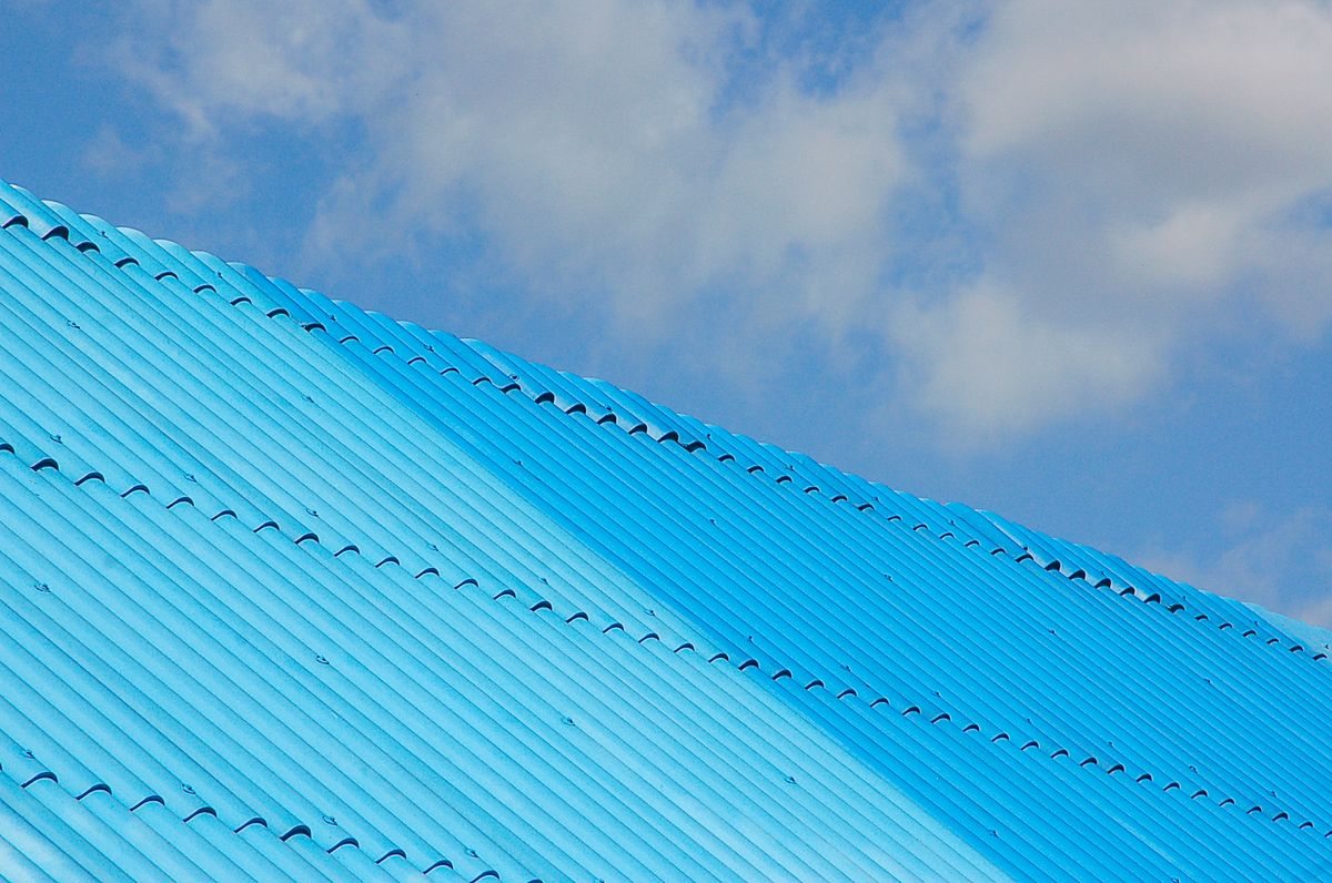 Simple maintenance steps that support effective roof drainage.